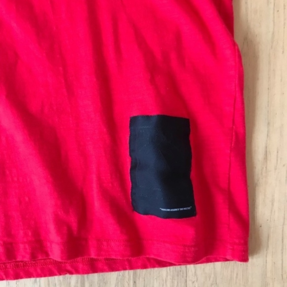 Black-Scale Basic Tee - image 7